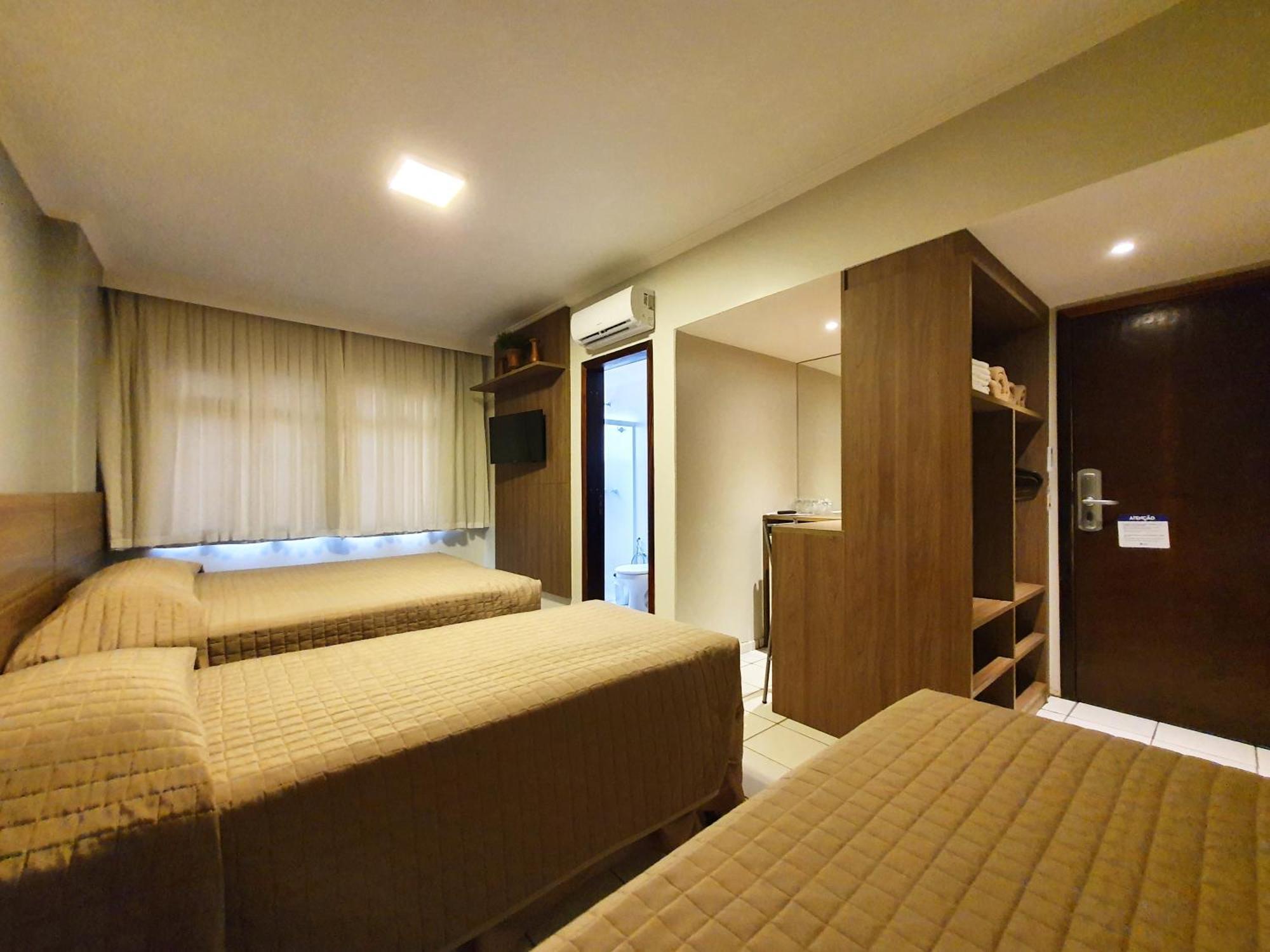 Hotel Gumz Balneario Camboriu Exterior photo
